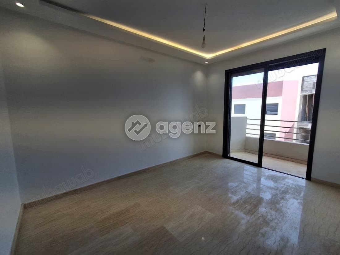 Appartement à vendre 55 m², 2 chambres Dar Bouazza Dar Bou...