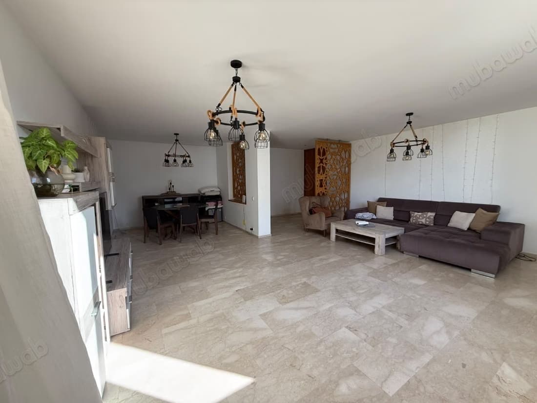 Appartement de 137m2 à vendre parking titré box