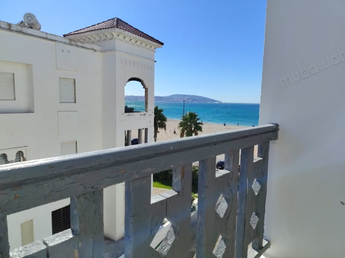 Appartement à vendre à De La Plage. Surface totale 98 m². ...