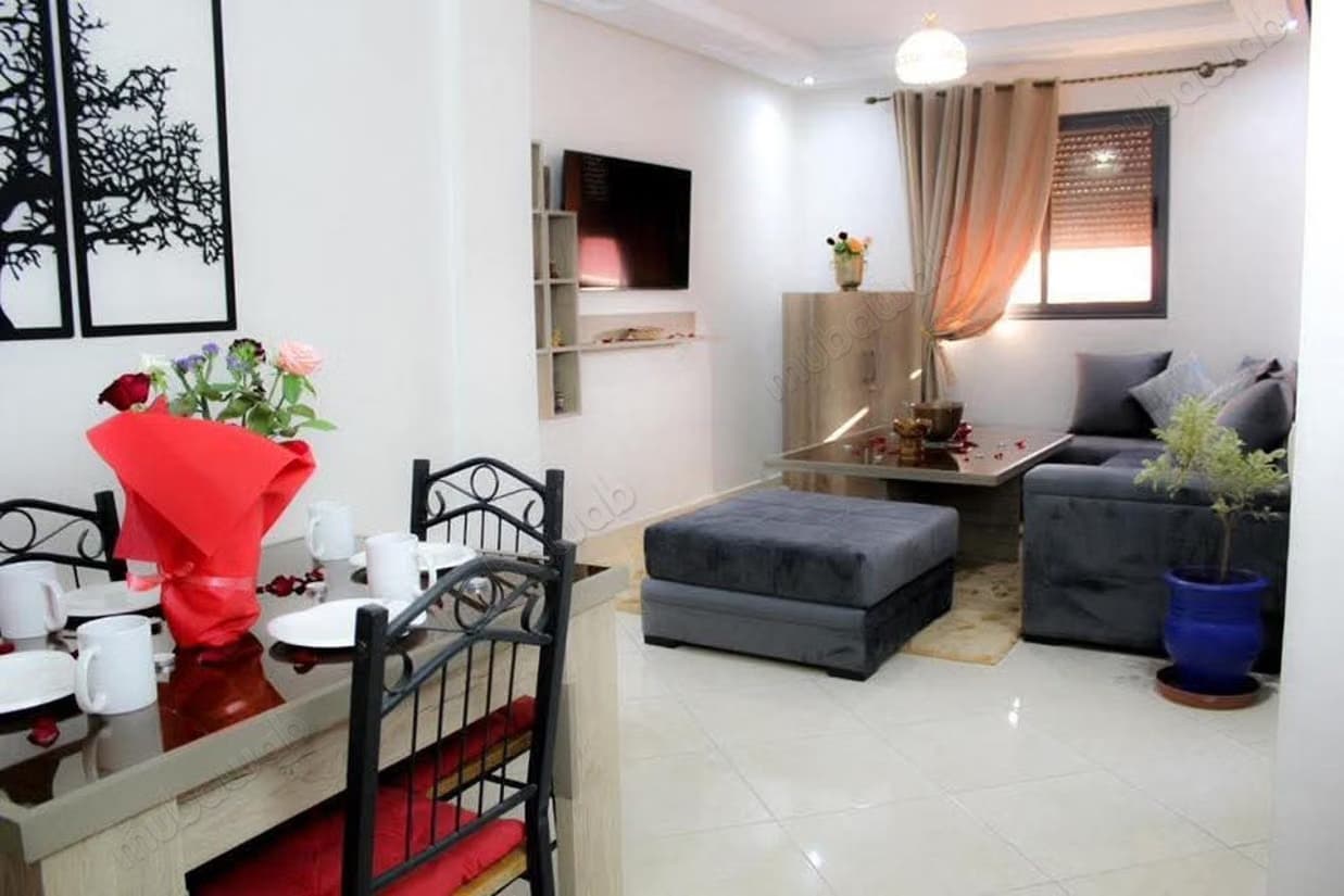 Bel Appartement Meublé Avec Terrasse