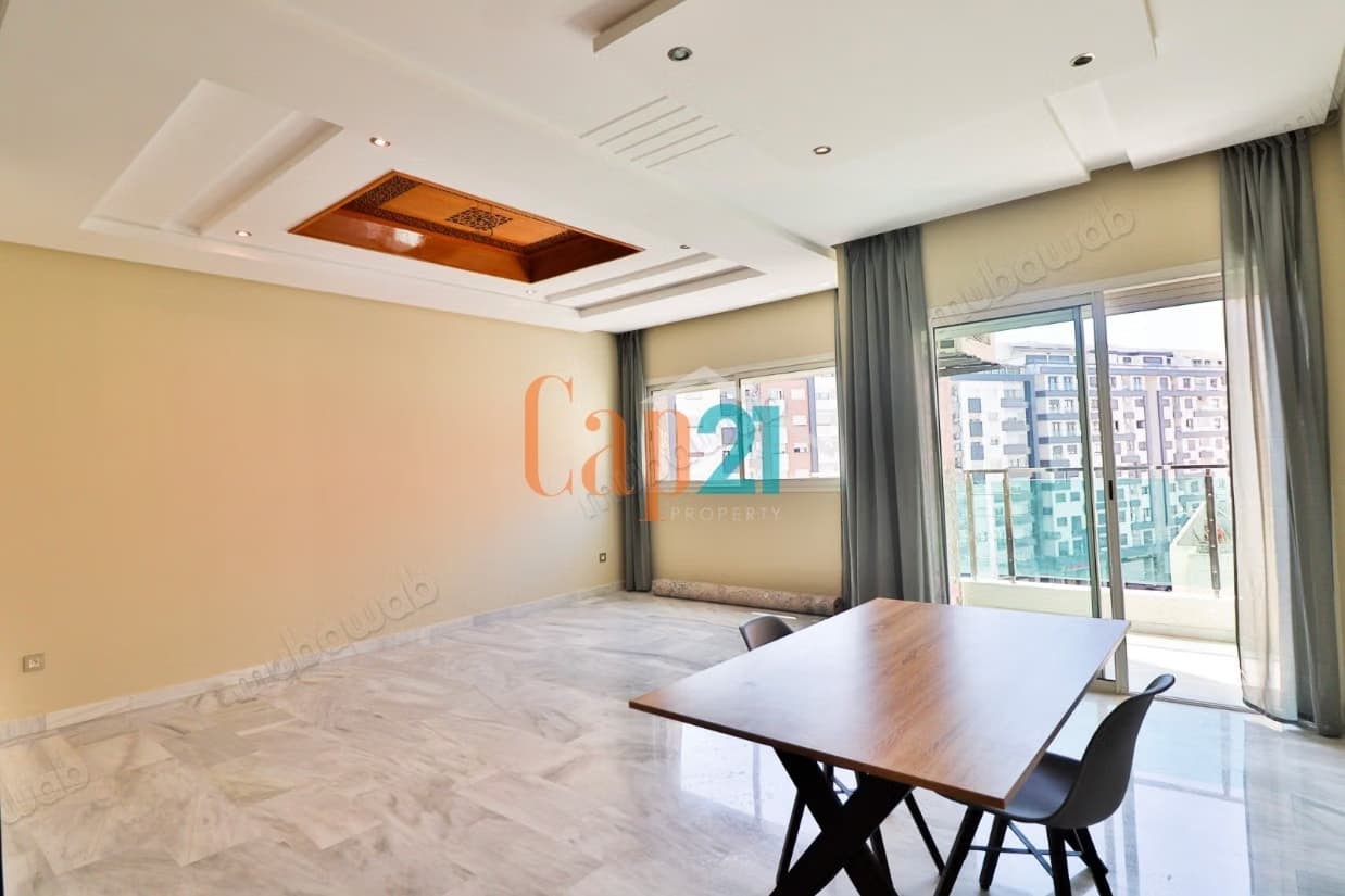 Appartement vide 3 chambres à louer centre