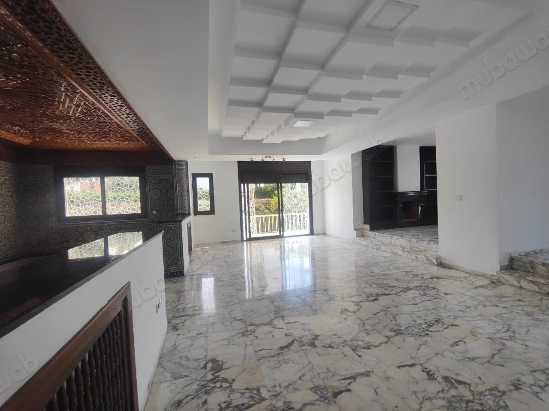 Location villa de luxe à CIL Hay Salam. 4 chambres. Belle te...