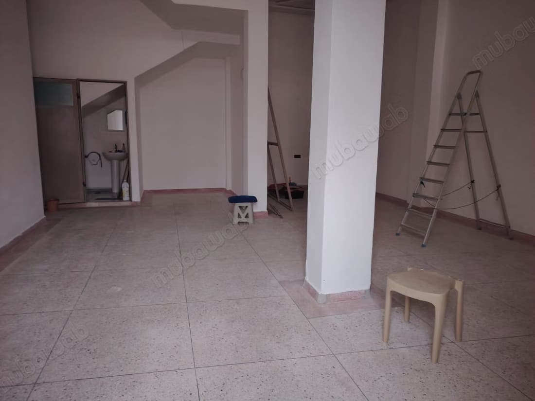 Local commercial à louer à salé 170 m²