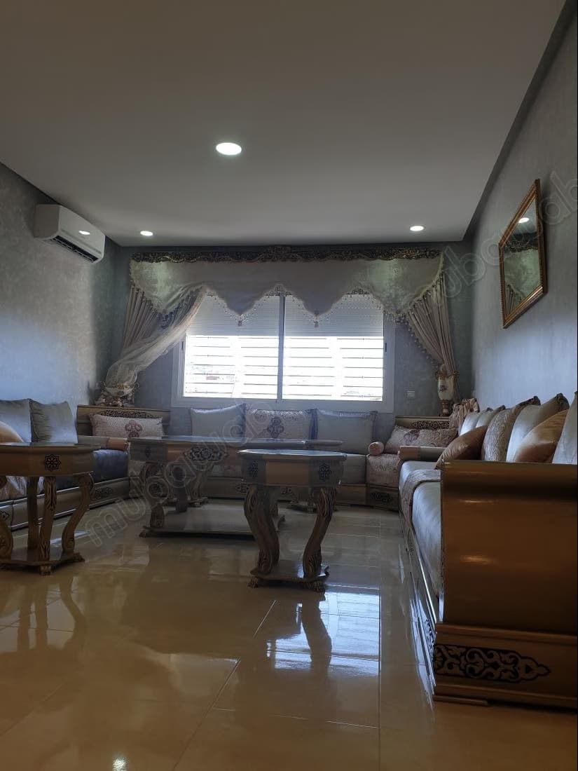 Bel appartement à vendre sur la route de Ceuta. 3 excellente...