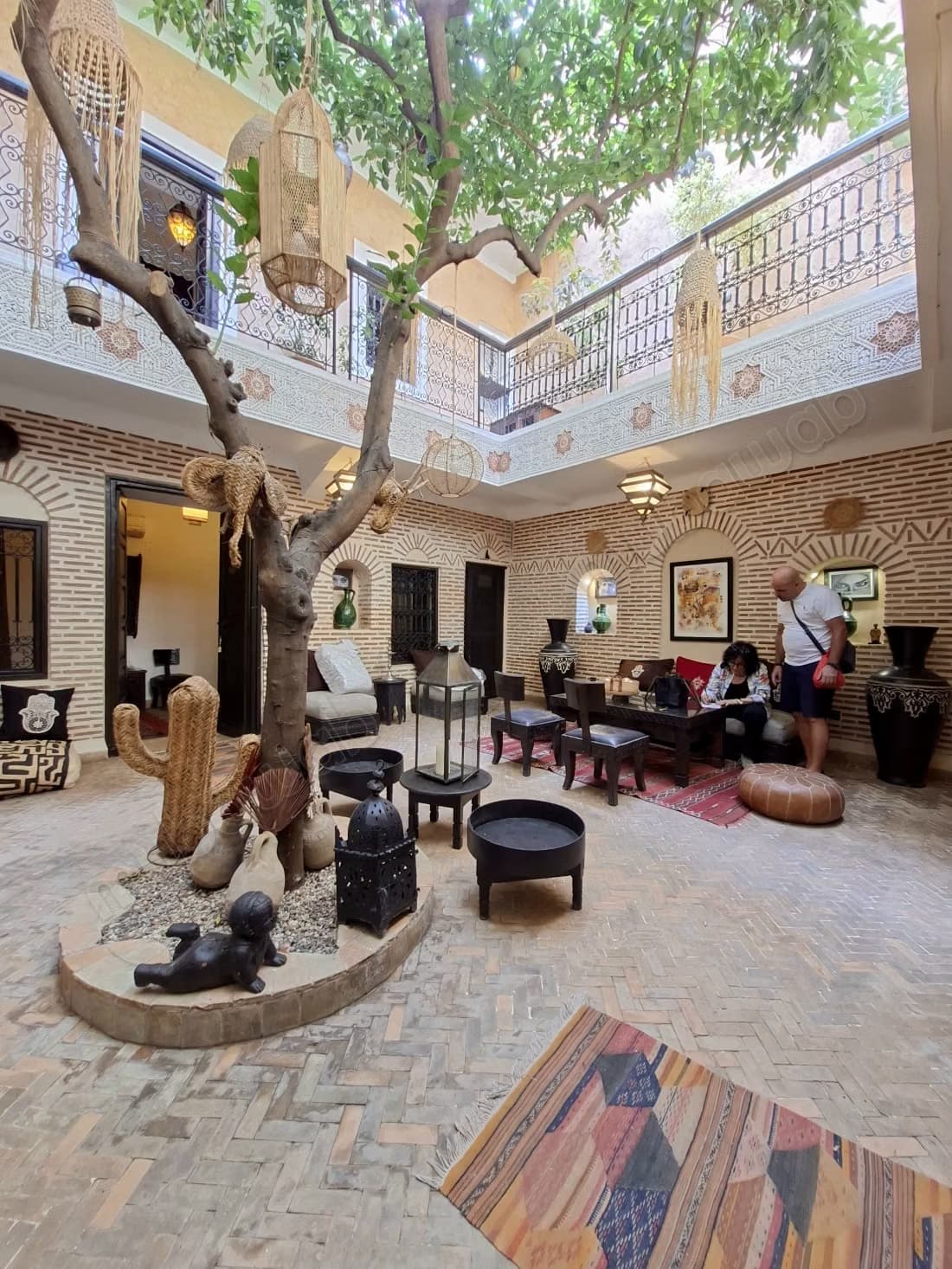 RIAD ZITOUN – Au Carrefour de la Médina de Marrakech Riad d'...