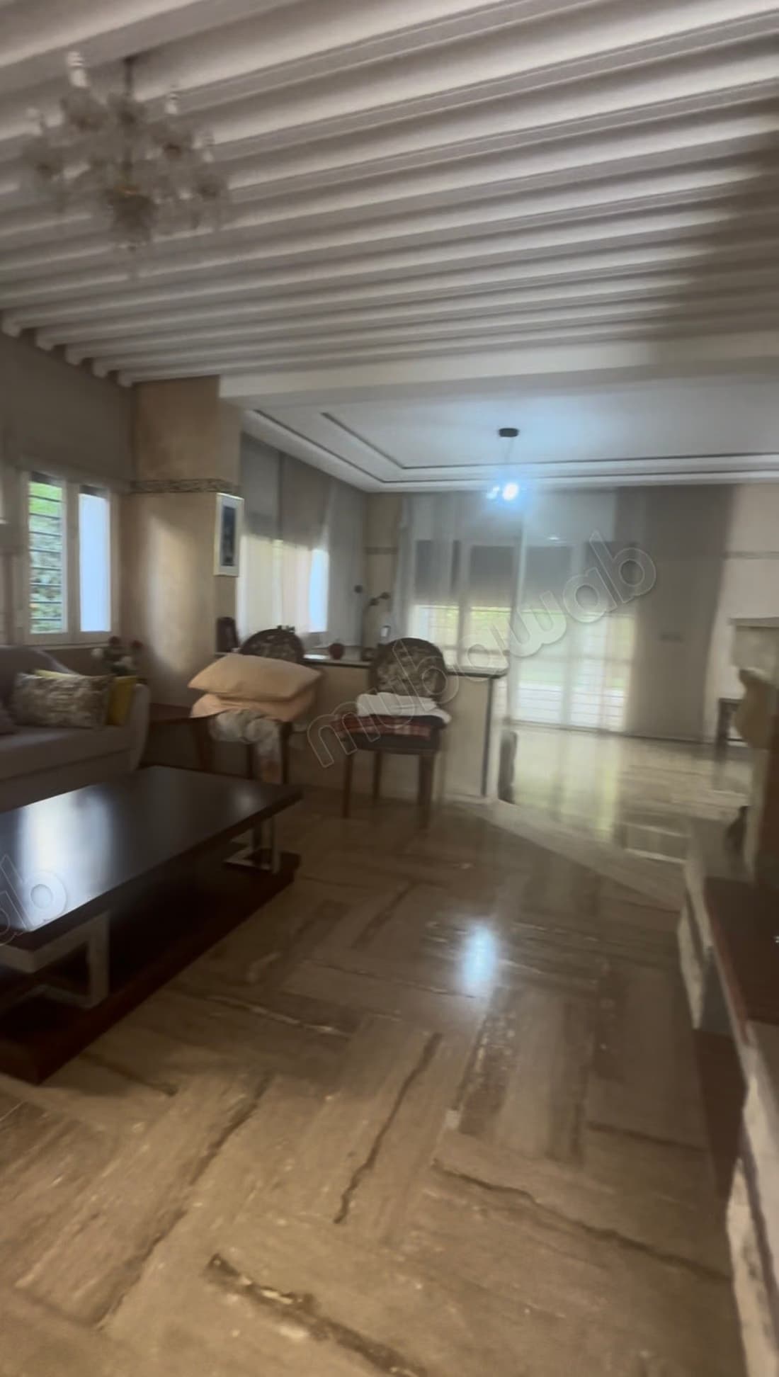 Maison de luxe à vendre à Bir Rami Est. 9 grandes pièces. Be...