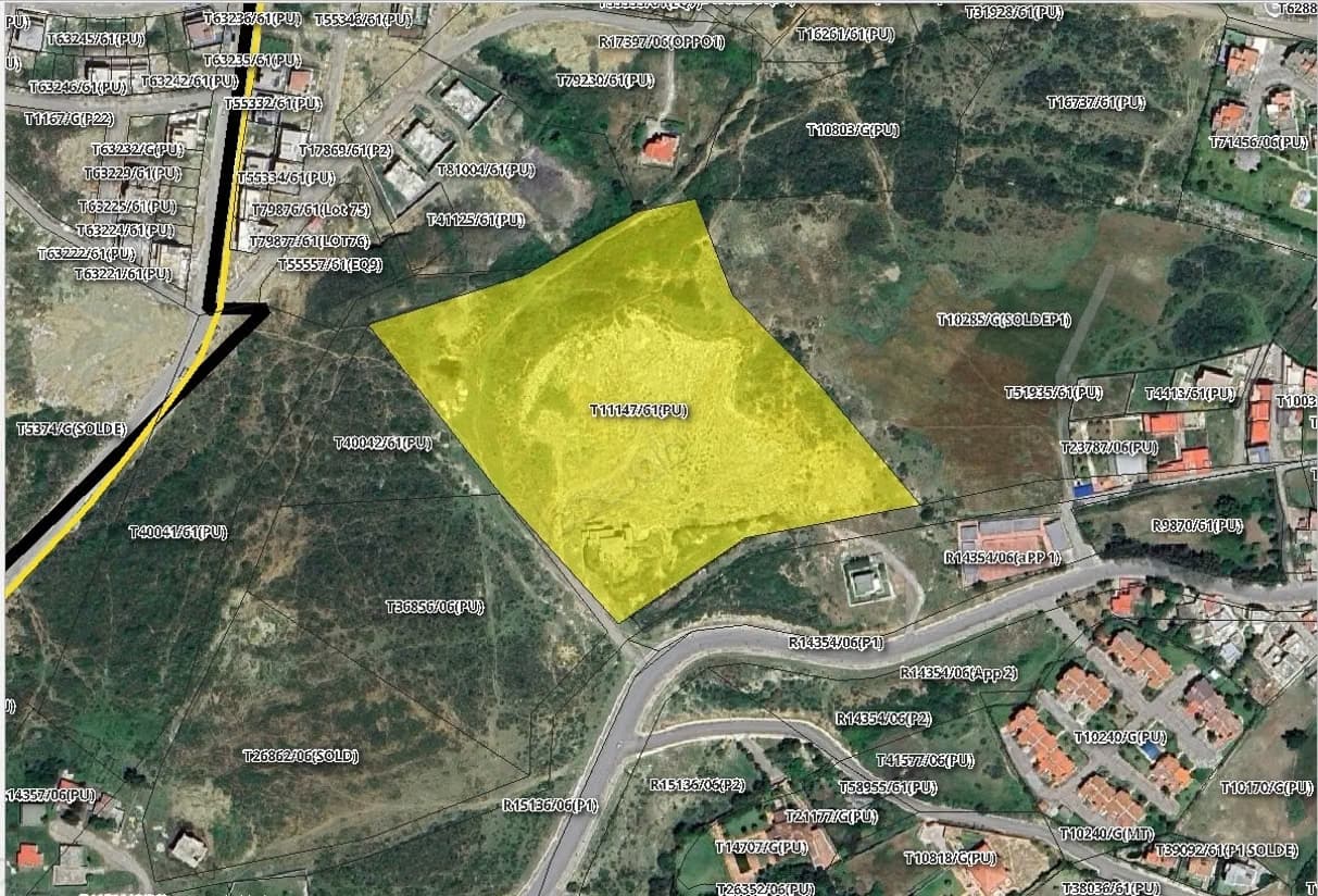 Terrain à vendre à Manar. Superficie 32000 m²