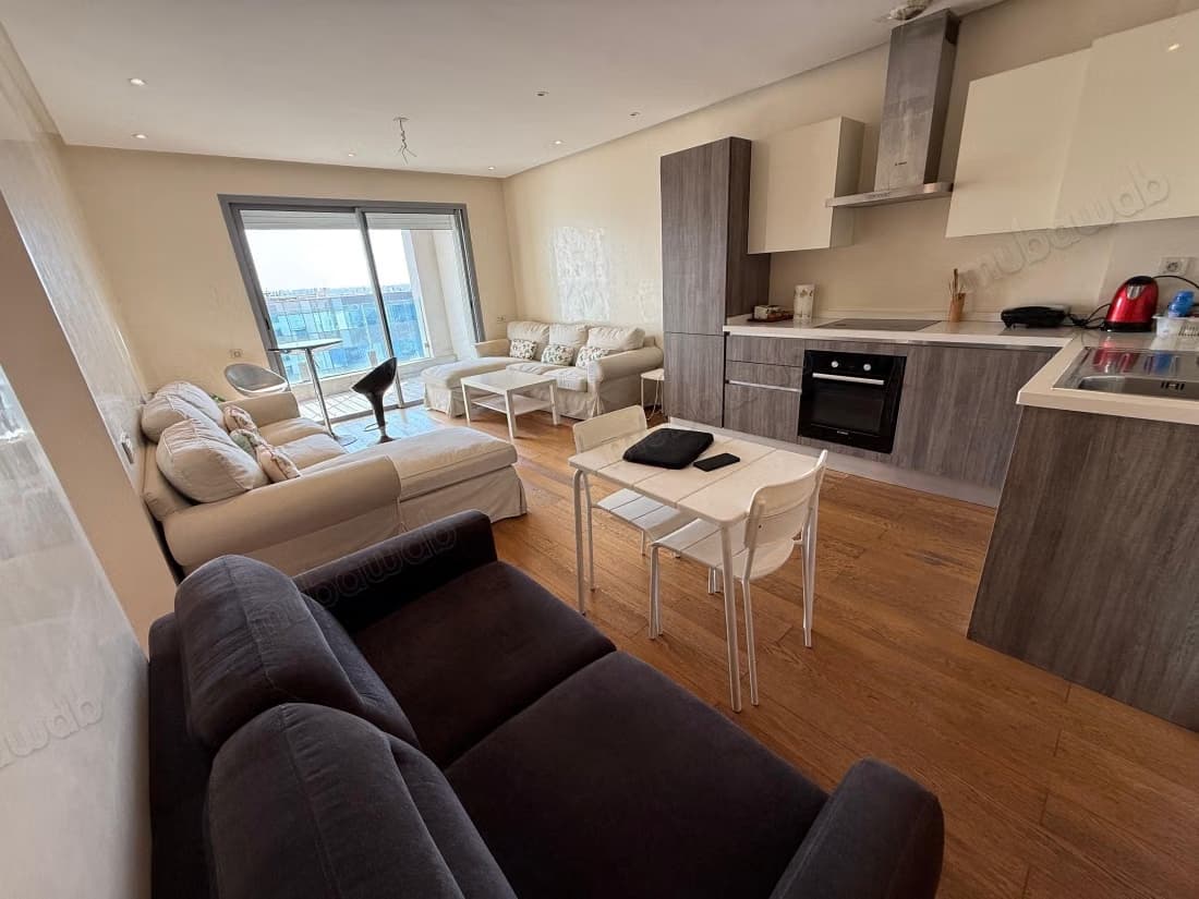 Superbe studio à louer à marina casablanca maroc