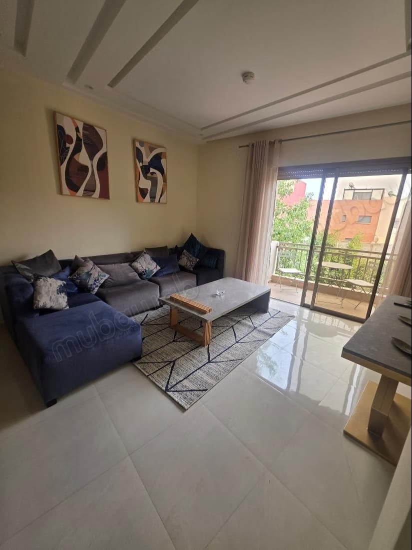 Appartement à louer à targa. Surface de 103 m². Bien meublé
