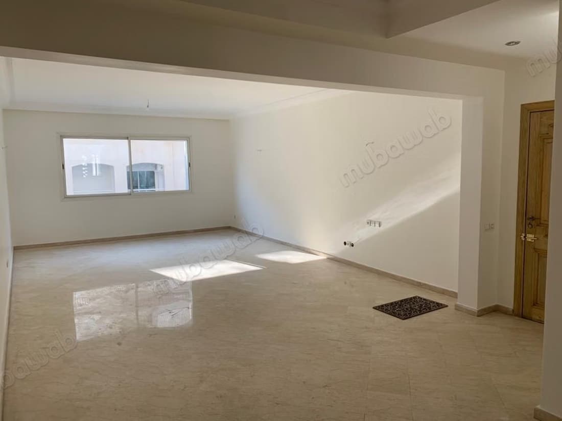 Appartement à la location avec place au garage
