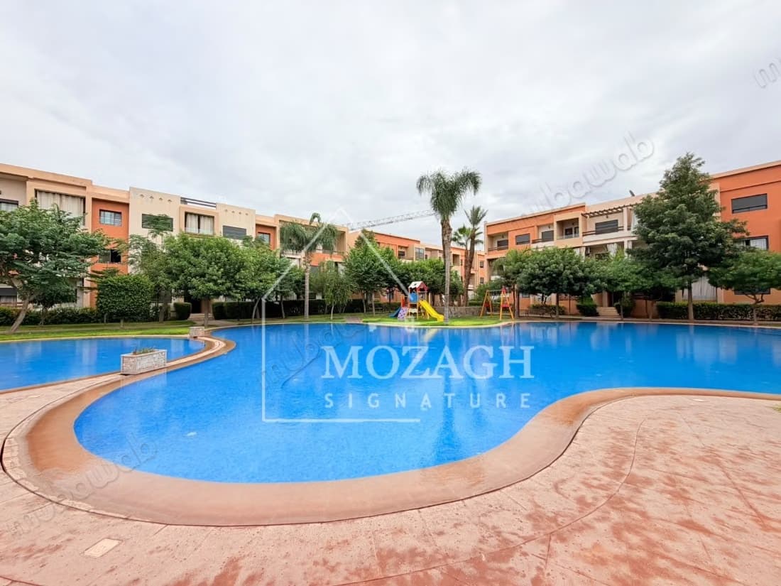 Magnifique appartement sur résidence piscine à Targa