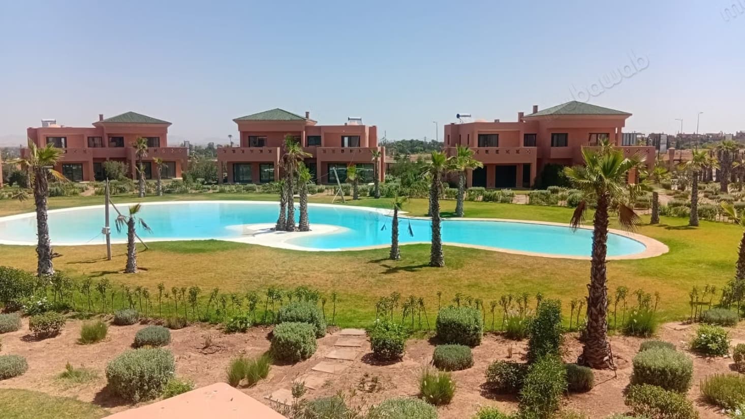 A SAISIR. Belle villa vide a Louer a Bab Atlas