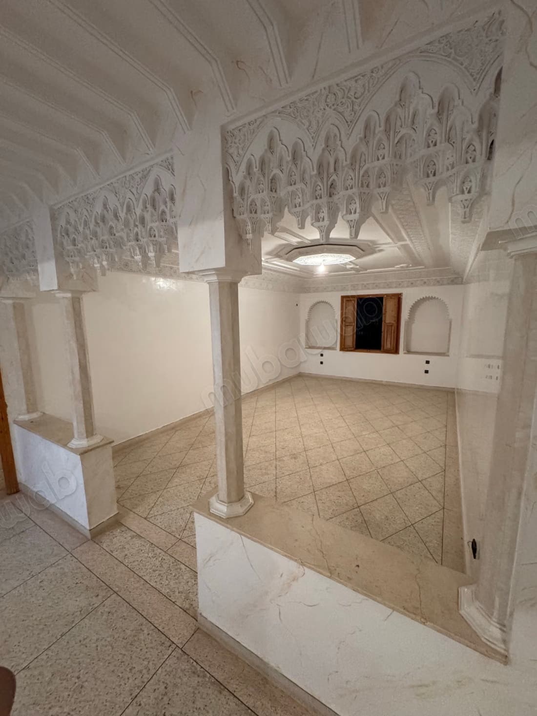À louer – Étage de villa à Ariha