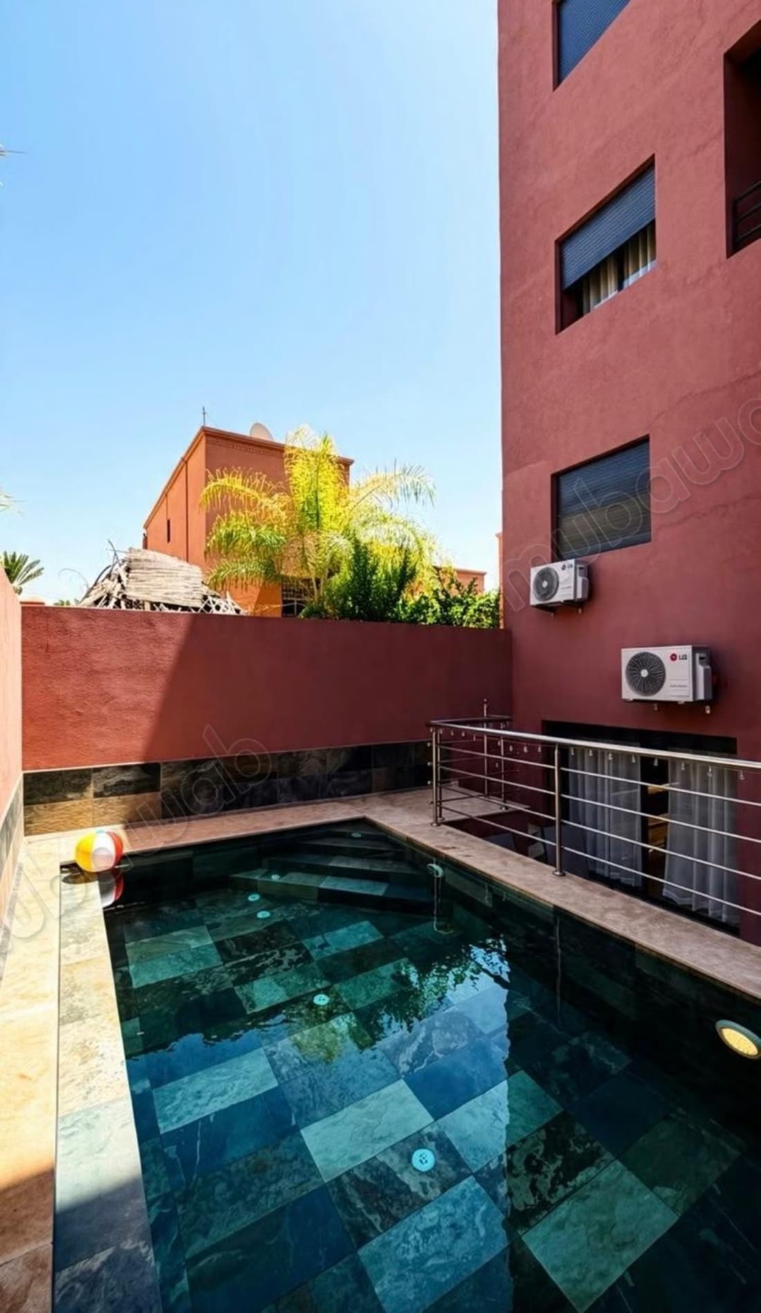 Superbe duplex avec piscine et 3chambres