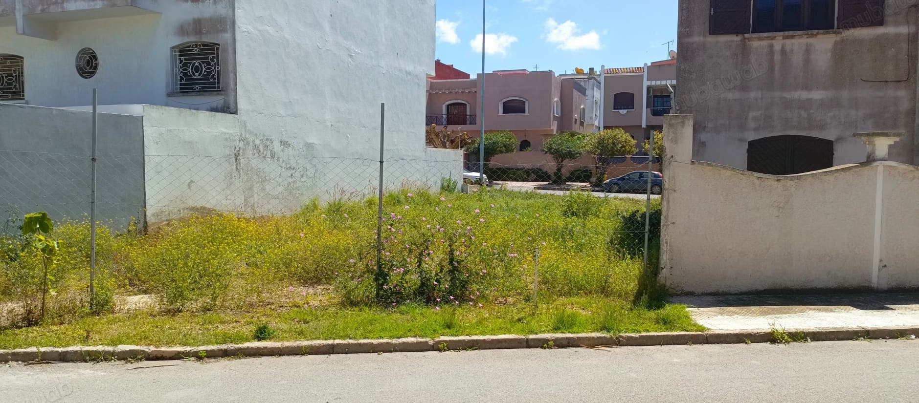 Terrain en vente à Hay Essalam. Superficie 238 m²