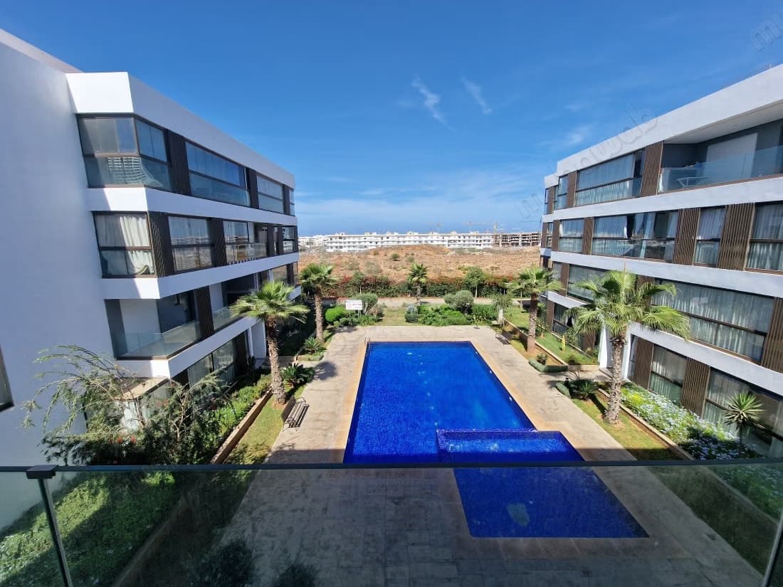 Appartement vide situe a mimoza