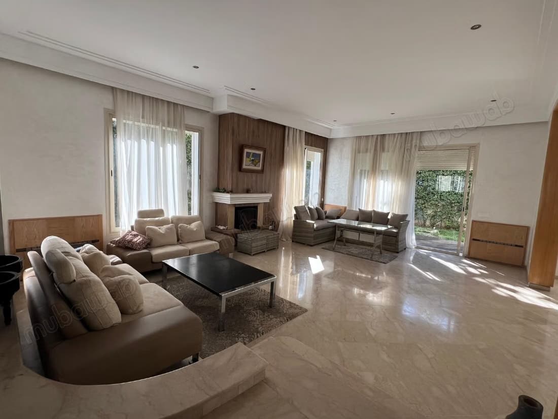 Luxury Villa for sale in Ain Diab. Total area 197 m²