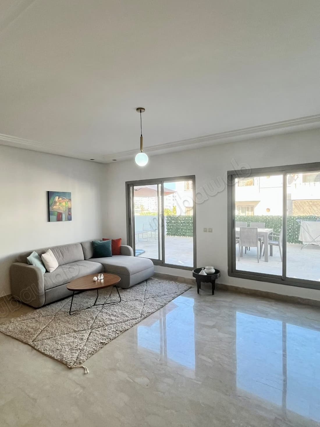 Appartement meublé avec terrasse sur Ziraoui