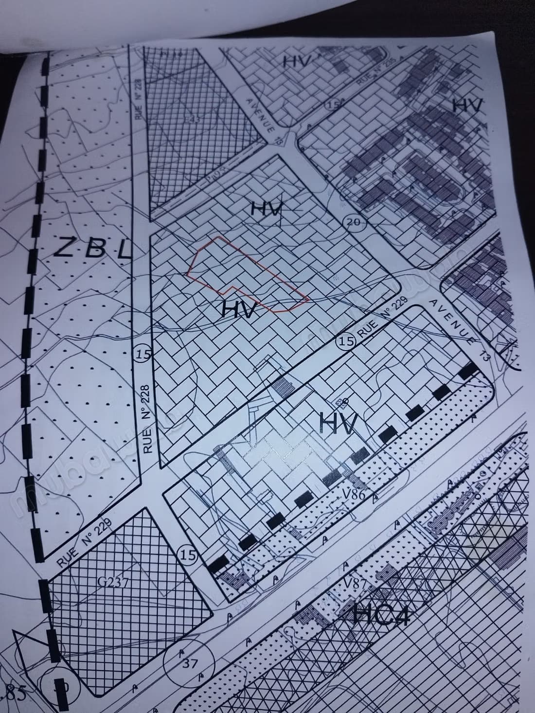Beau terrain à la vente à Essaada. Surface totale 3300 m²