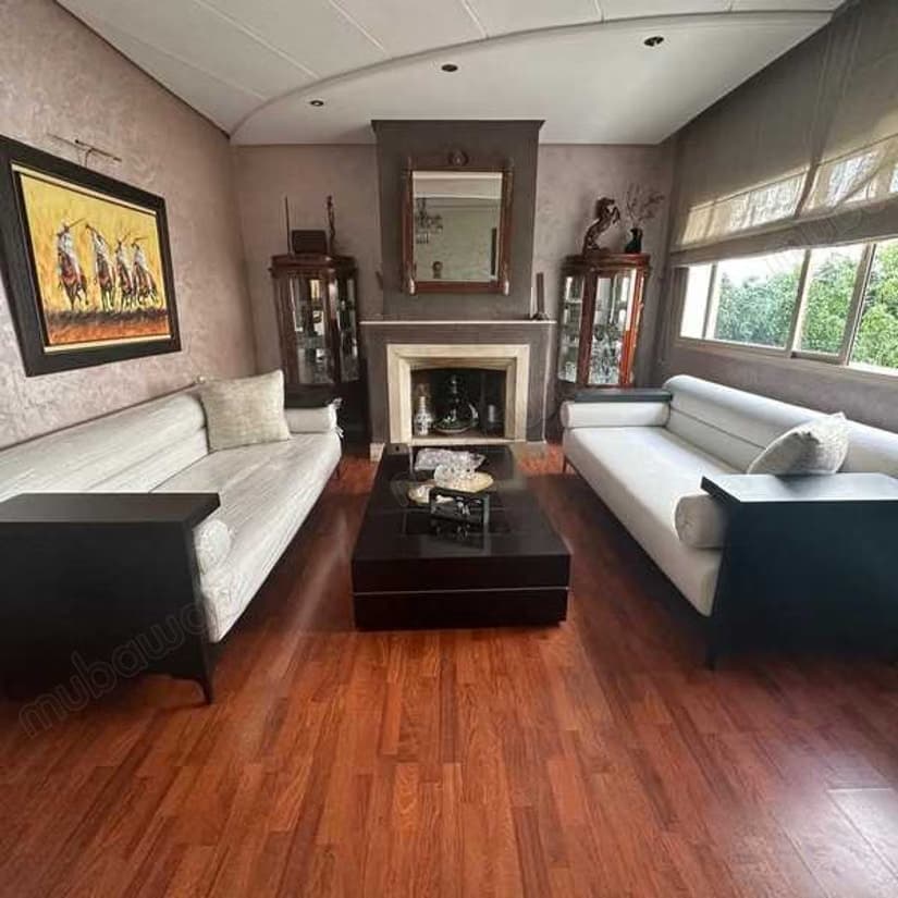 Appartement à Louer de 239.0 m² à Casablanca, Racine
