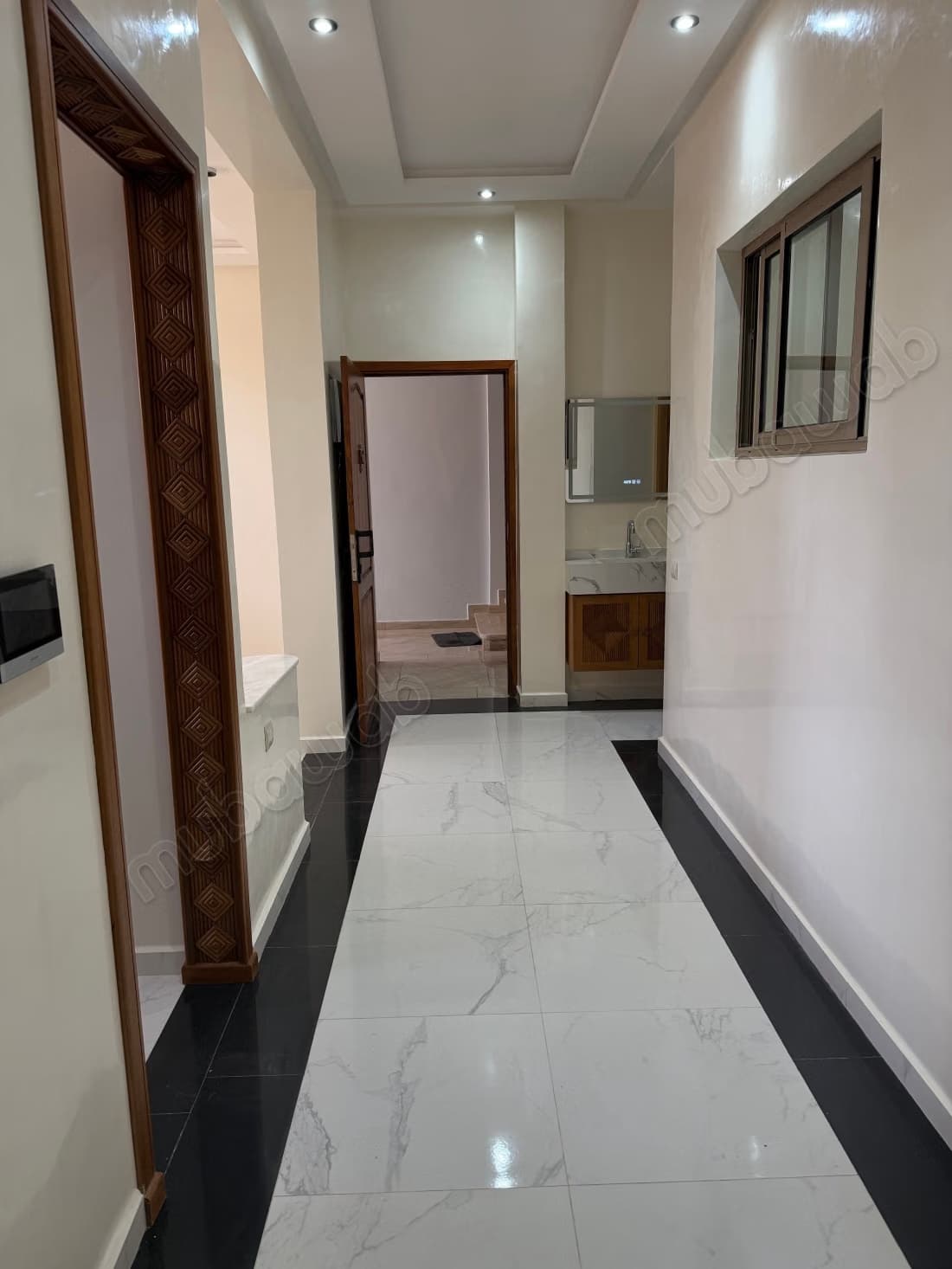Appartement à louer à Hay Al Haouz. 3 belles chambres. Four...