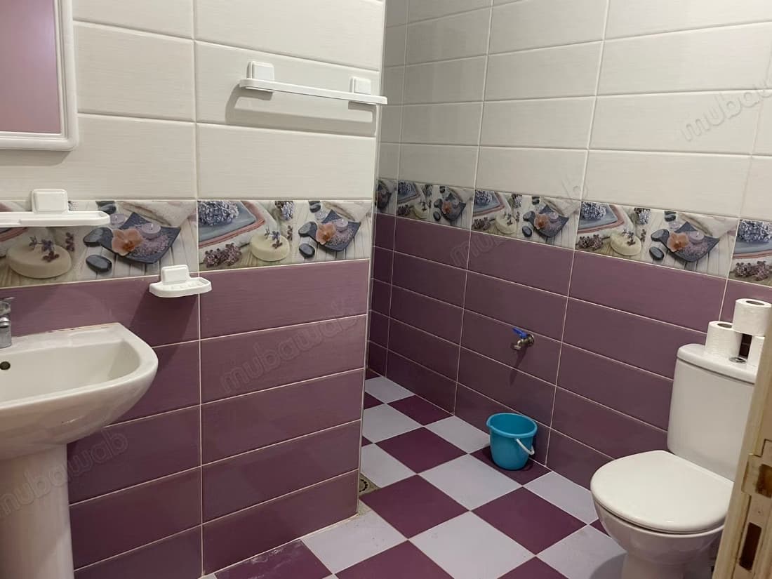 Appartement à louer à Selwan. 3 chambres non meublées
