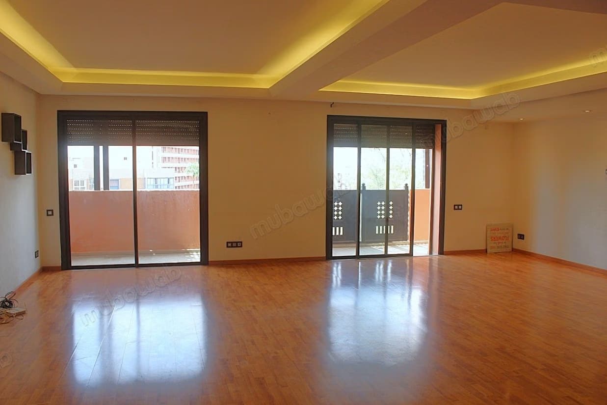 Grand duplex a Louer Vide proche de Victor HUGO