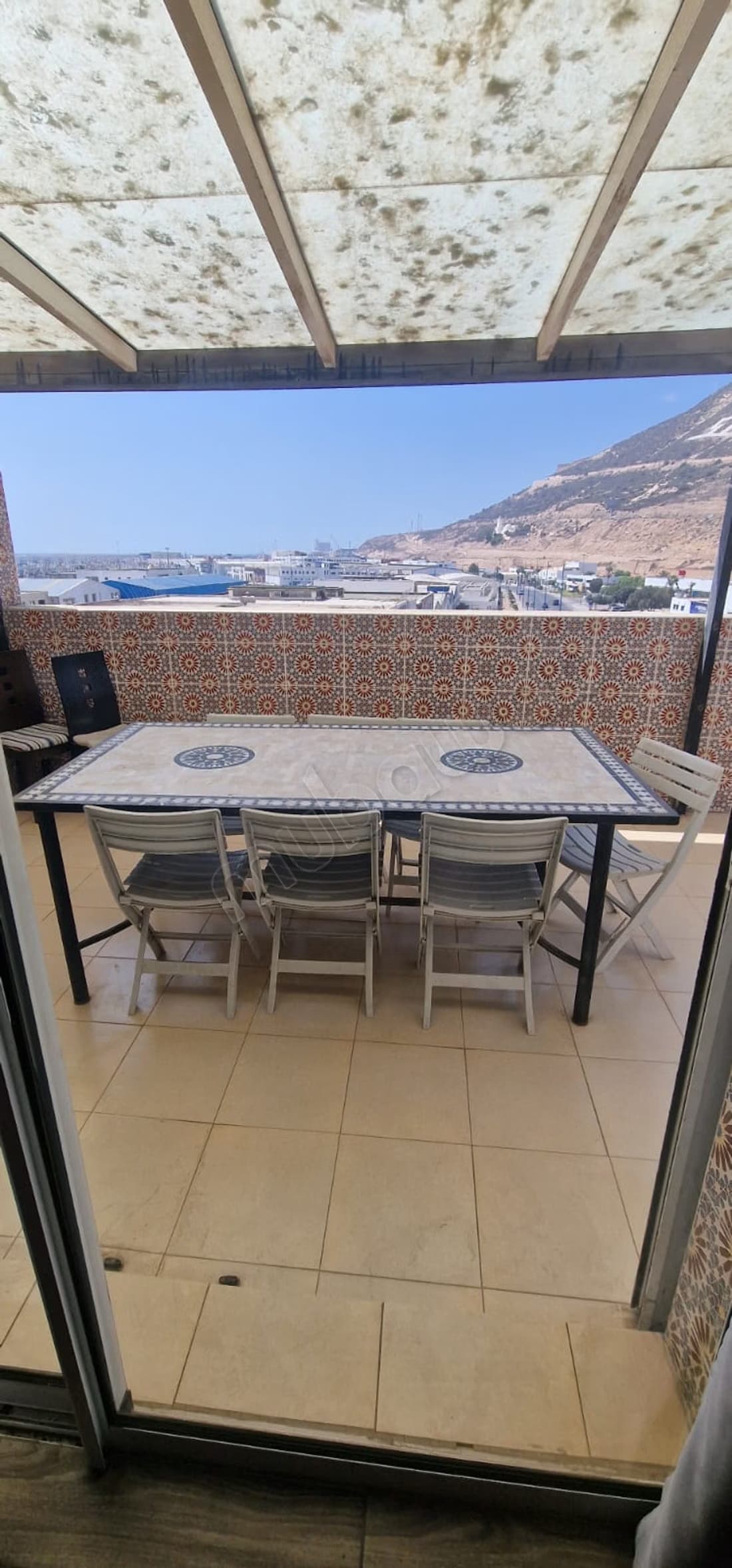 Offre à ne pas rater le seul et l unique appartement de 4 ch...