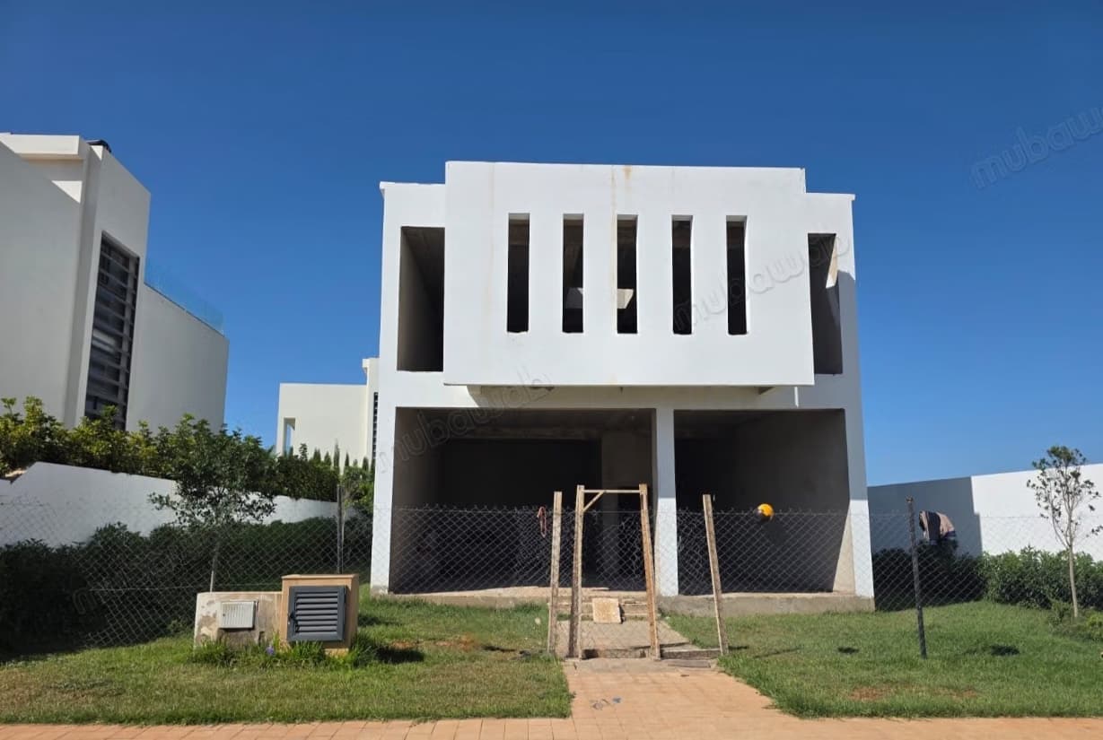 À louer – villa commerciale à dar bouazza