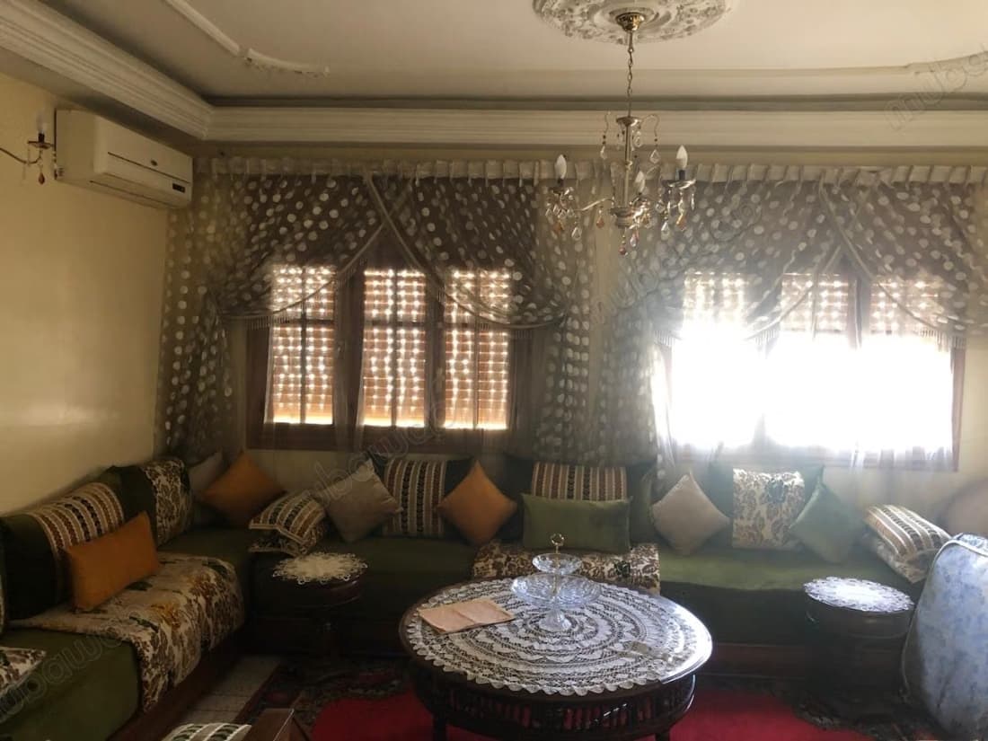 Appartement à vendre à route ain semen a cote banque chaabi