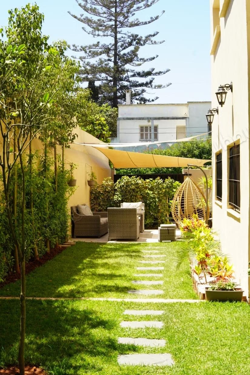 Somptueuse villa à vendre à Oasis. 3 belles chambres. Chem...
