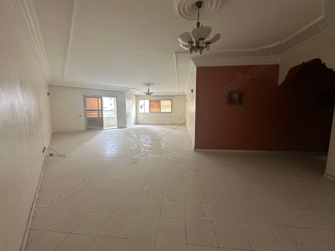 Vend appartement à Mimosas. 10 pièces confortables. Système...