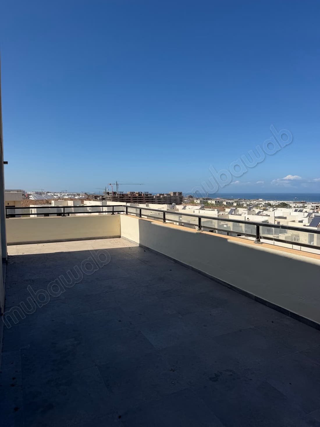 Penthouse d’exception avec vue mer à louer – Route d’Azemmou...