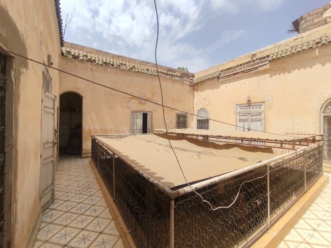 Maison à acheter à Kaat Ben Nahid. Surface totale 150 m². ...