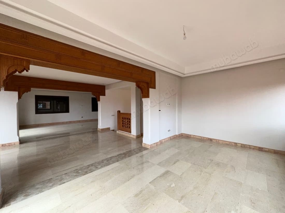 1. Duplex de Prestige avec Jardin et Piscine en Résidence Sé...