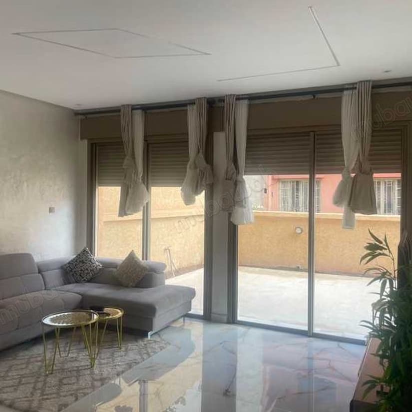 Villa à Vendre de 286.0 m² à Marrakech, Boulvard Moulay Abde...
