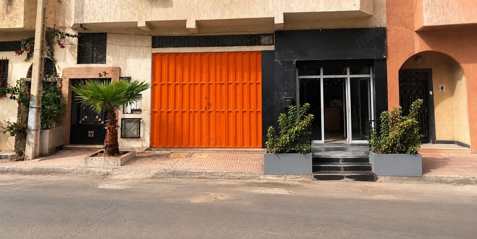 Local commercial en location à Dar Bouazza. Surface totale 6...