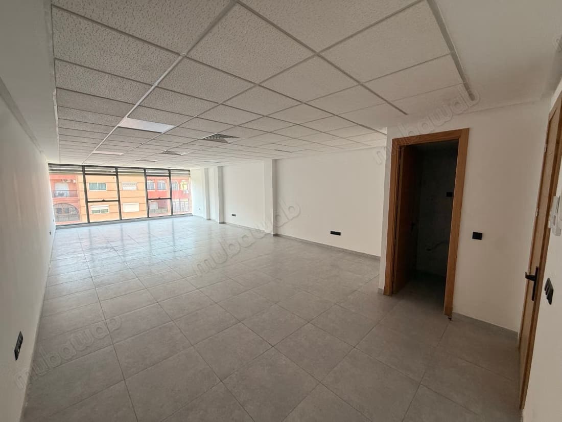 Plateau bureau haut standing 71 m² – parking – route de safi