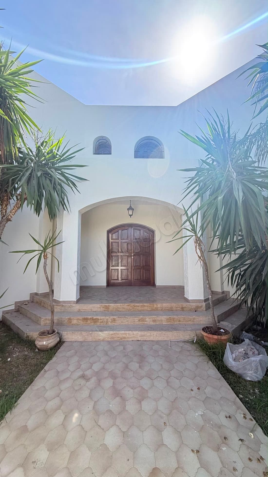 Superbe villa à louer à Riyad. 8 grandes pièces. Air conditi...
