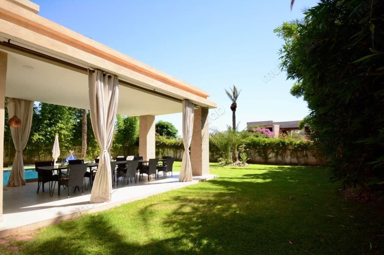 Villa d'exception meublée – carré des golfs, marrakech