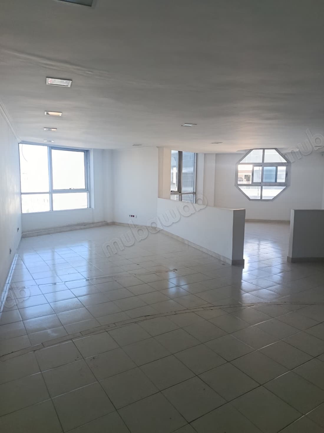 Plateau de bureaux à vendre Boulevard Ghandi