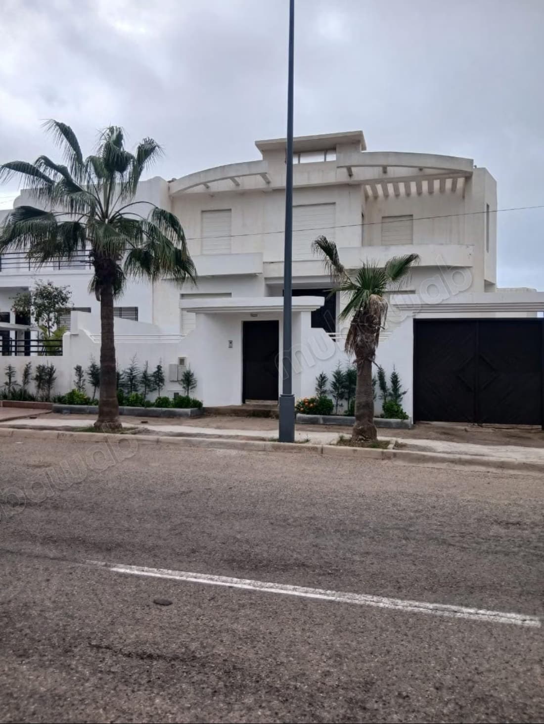 Villa à vendre de 278m² avec jardin située à Founty Sonaba