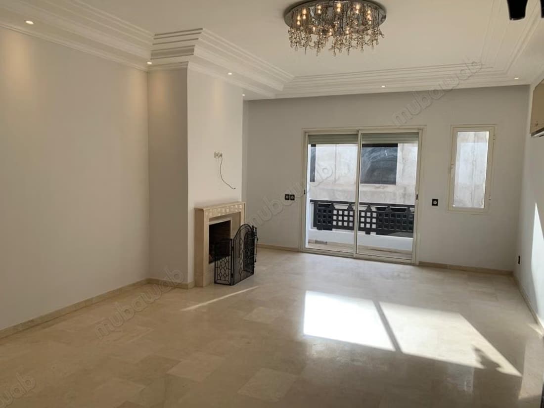 Appartement à vendre à Triangle d'Or. 5 pièces confortables...