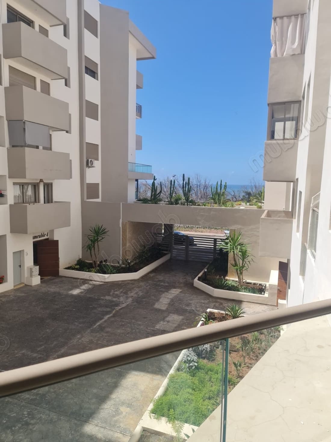 Superbe appartement à louer à Anza. 2Pièce et 1 salon. Ascen...