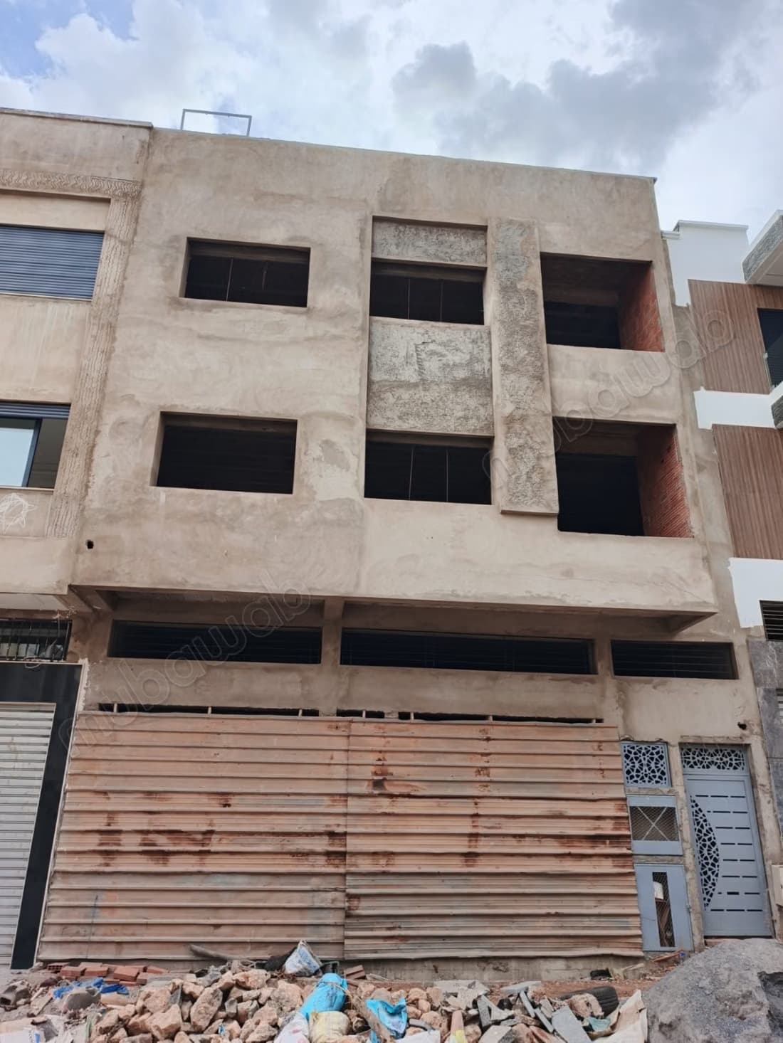 Maison à vendre 80m² semi finie à Wifak. Temara