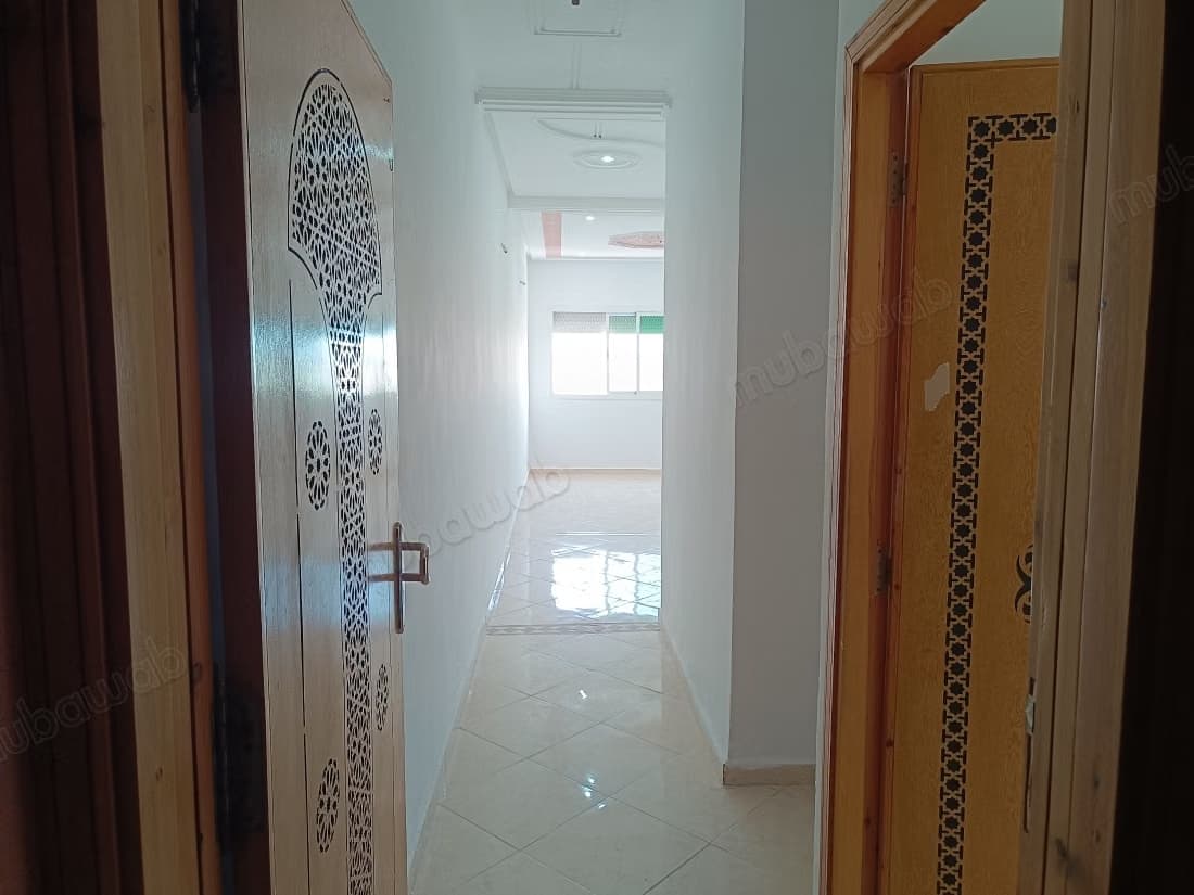 Appartement à louer à Riyad Al-Yasmin, Route Ain Chkef