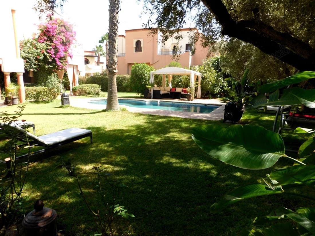 Magnifique villa Isa piscine privée à louer