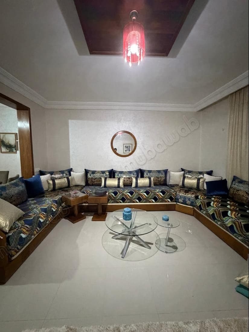 Bel appartement à vendre à El Manzeh 3 chambres agréables. M...
