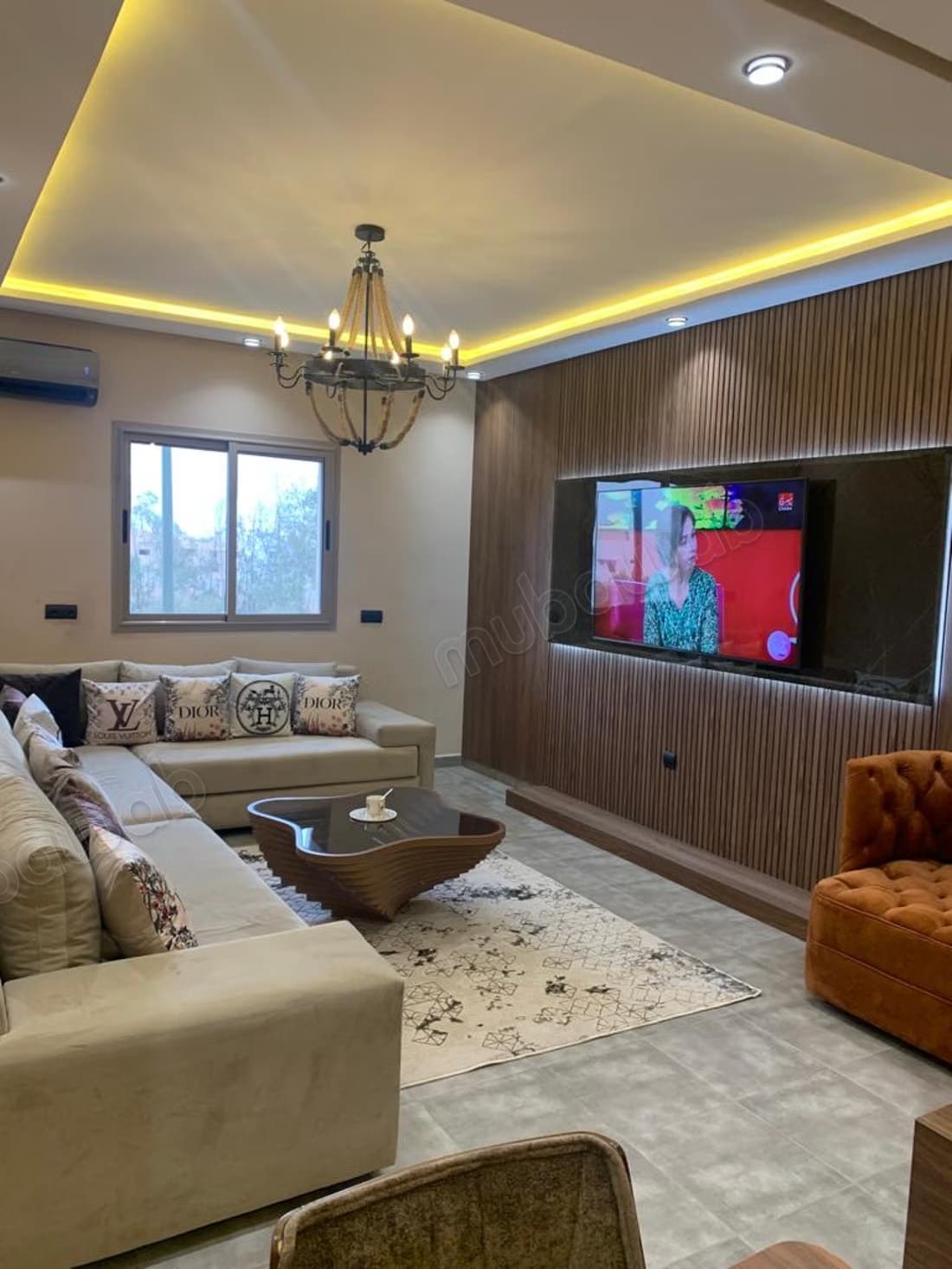 Appartement à louer sur la route Amzmiz. Superficie totale 5...