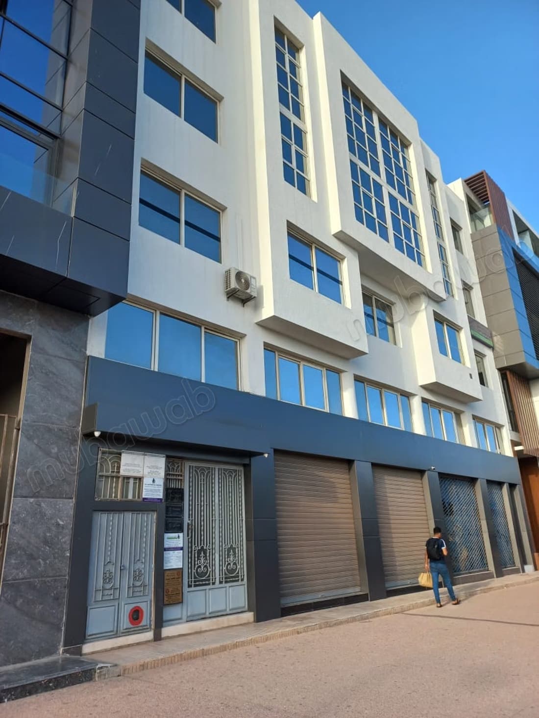 Local commercial 250 m2